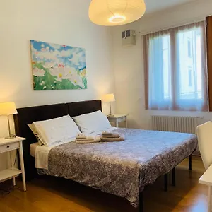  Apartment Portavenezia